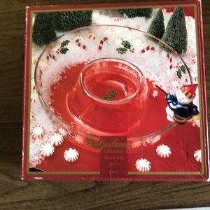 Snowman chip and dip 9inches